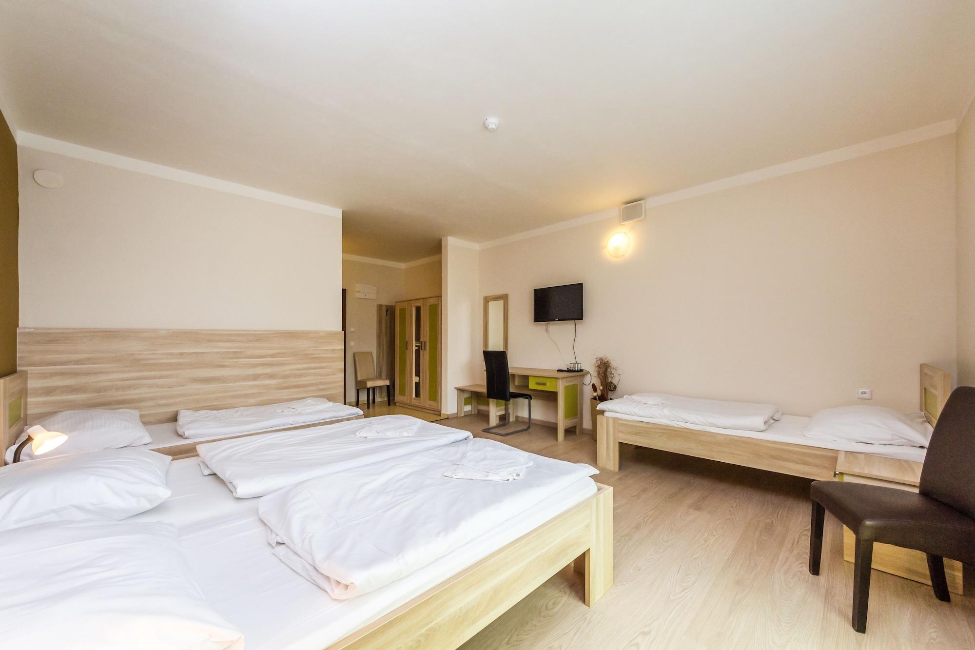 Nad Kralovnou Hotel & Restaurant Prag Eksteriør billede