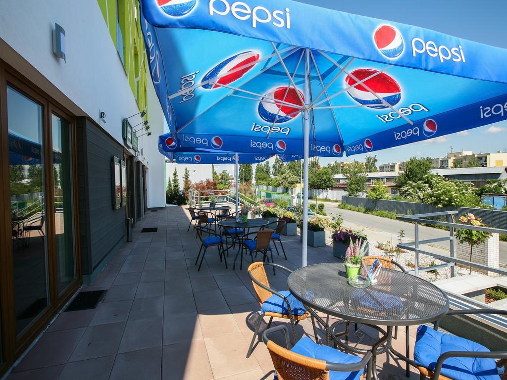 Nad Kralovnou Hotel & Restaurant Prag Værelse billede