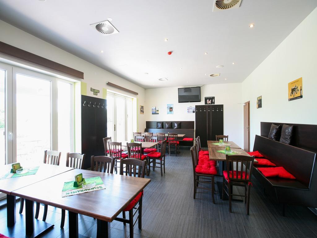 Nad Kralovnou Hotel & Restaurant Prag Værelse billede