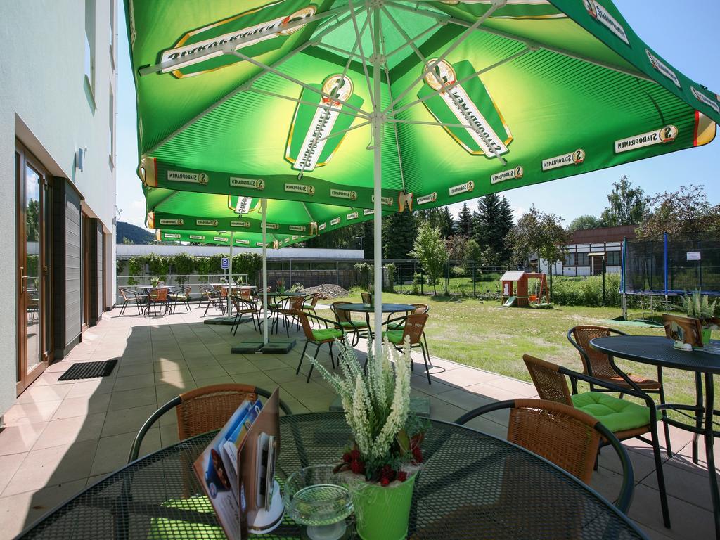 Nad Kralovnou Hotel & Restaurant Prag Eksteriør billede